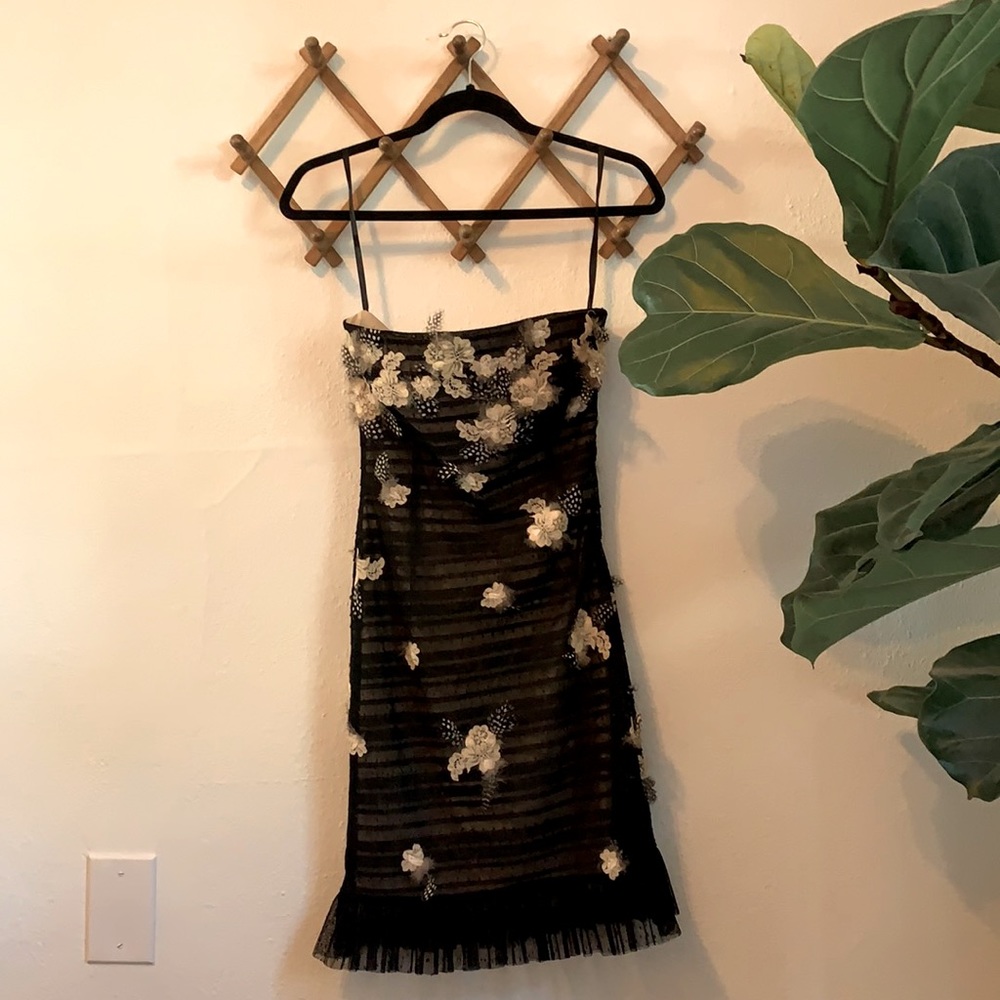 BCBG xxs Strapless Mini Dress
